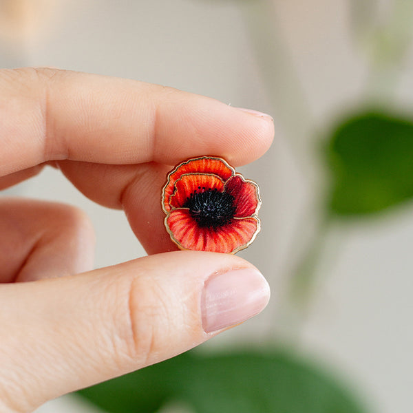 ポピー❤︎ Mini Poppy Floral Enamel Pin | August Birthday Month Flower – The